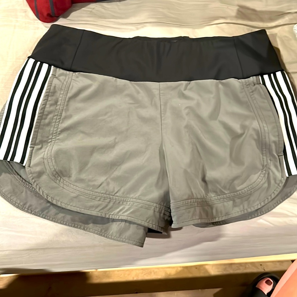 Athleta size 12 shorts